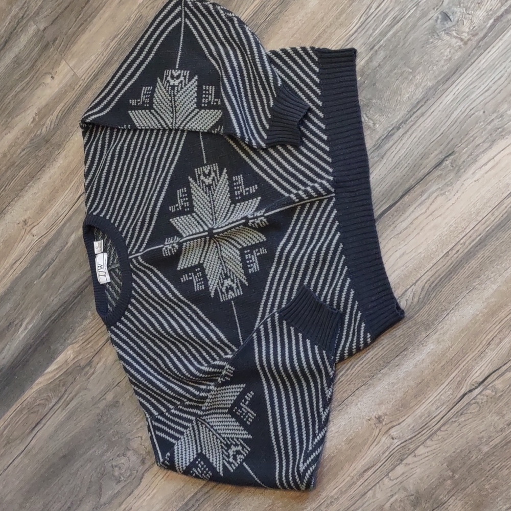 TJW Mervyn's Vintage Snowflake Sweater  Oversized Sweater Size Large
